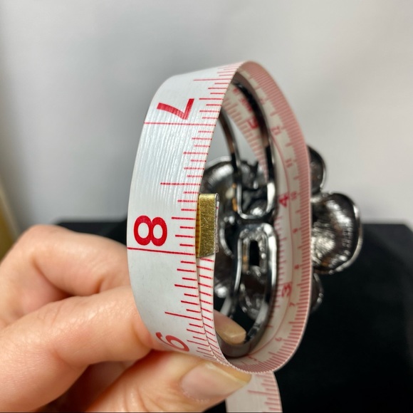 Vintage Rose & Crystals Gunmetal Hinge Bracelet, Black / Gray - Picture 9 of 15